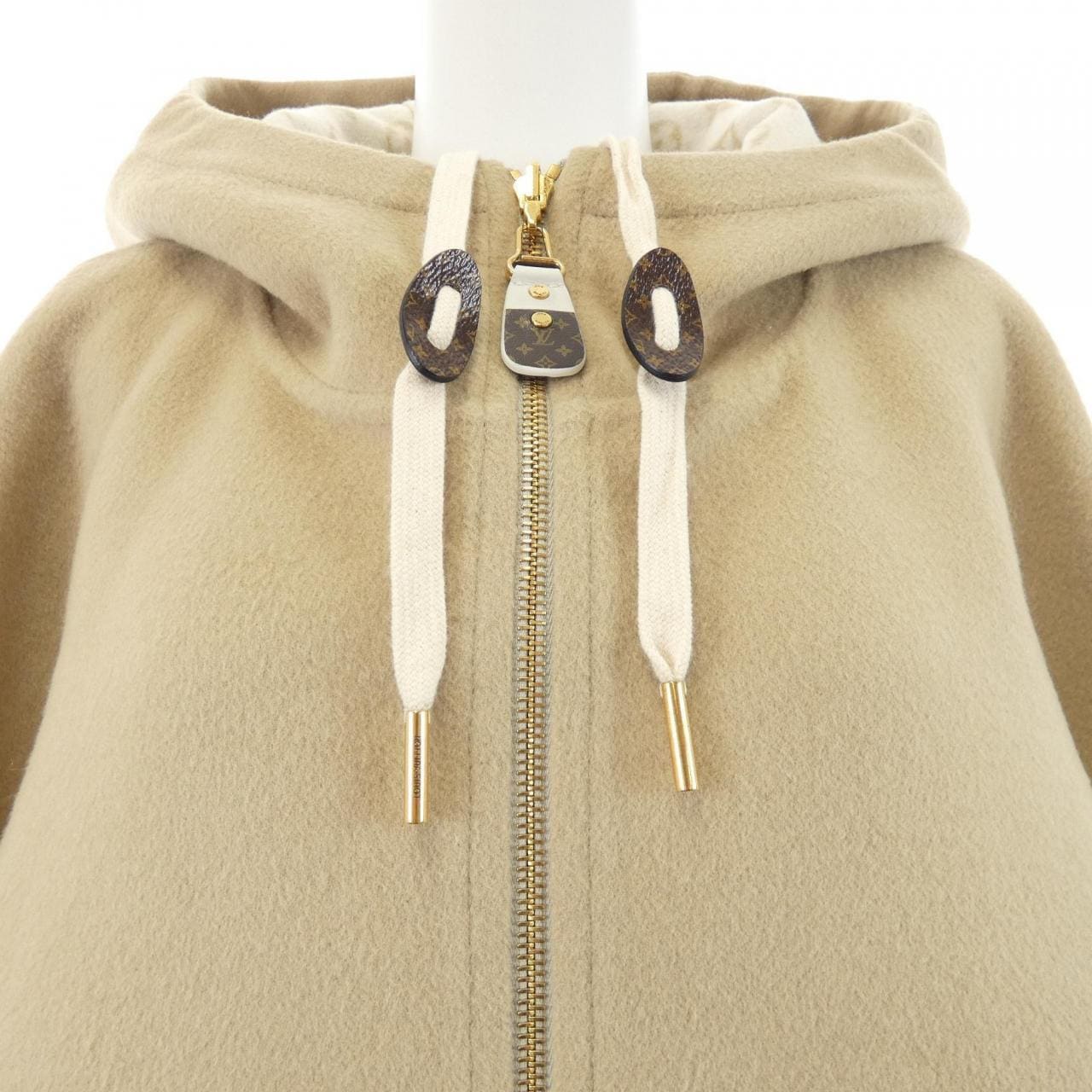 ルイヴィトン LOUIS VUITTON FQCO15QWE ケープ