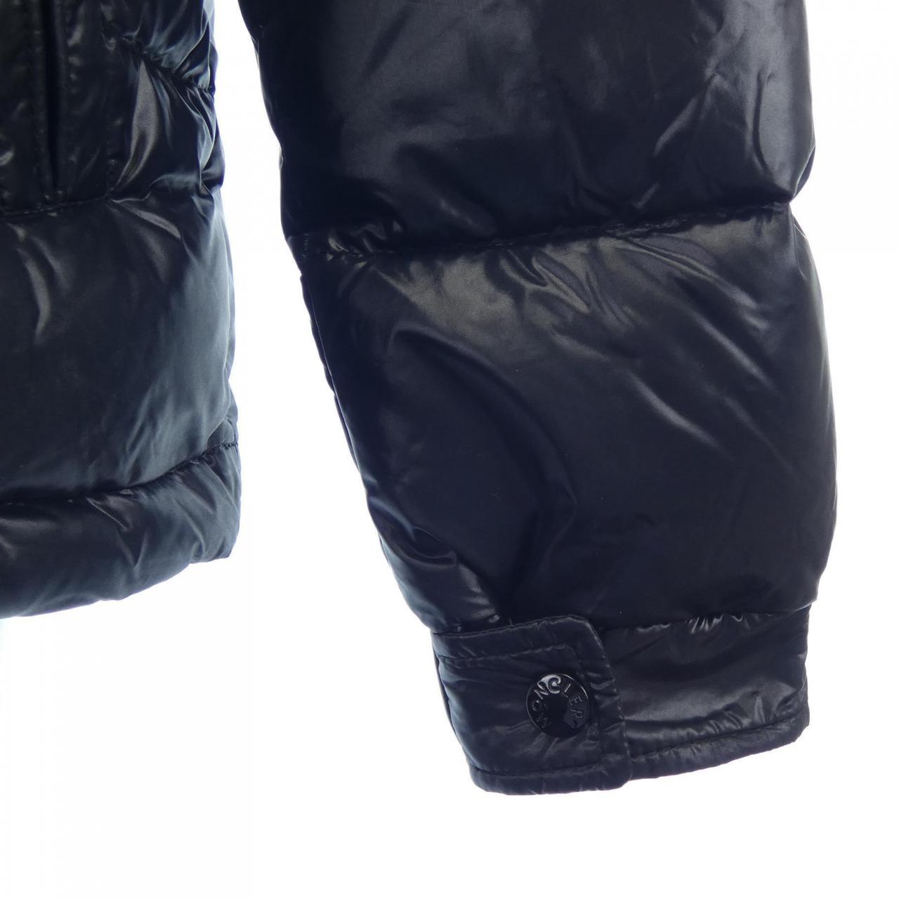 モンクレール MONCLER ダウンジャケット