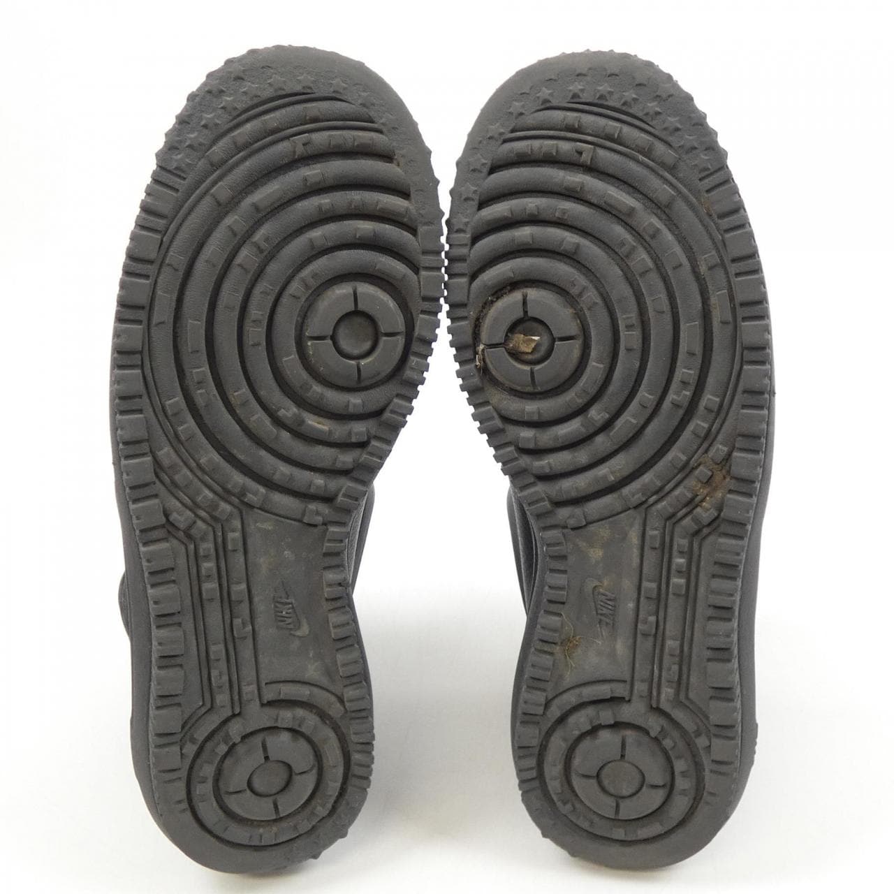 ナイキ NIKE スニーカー