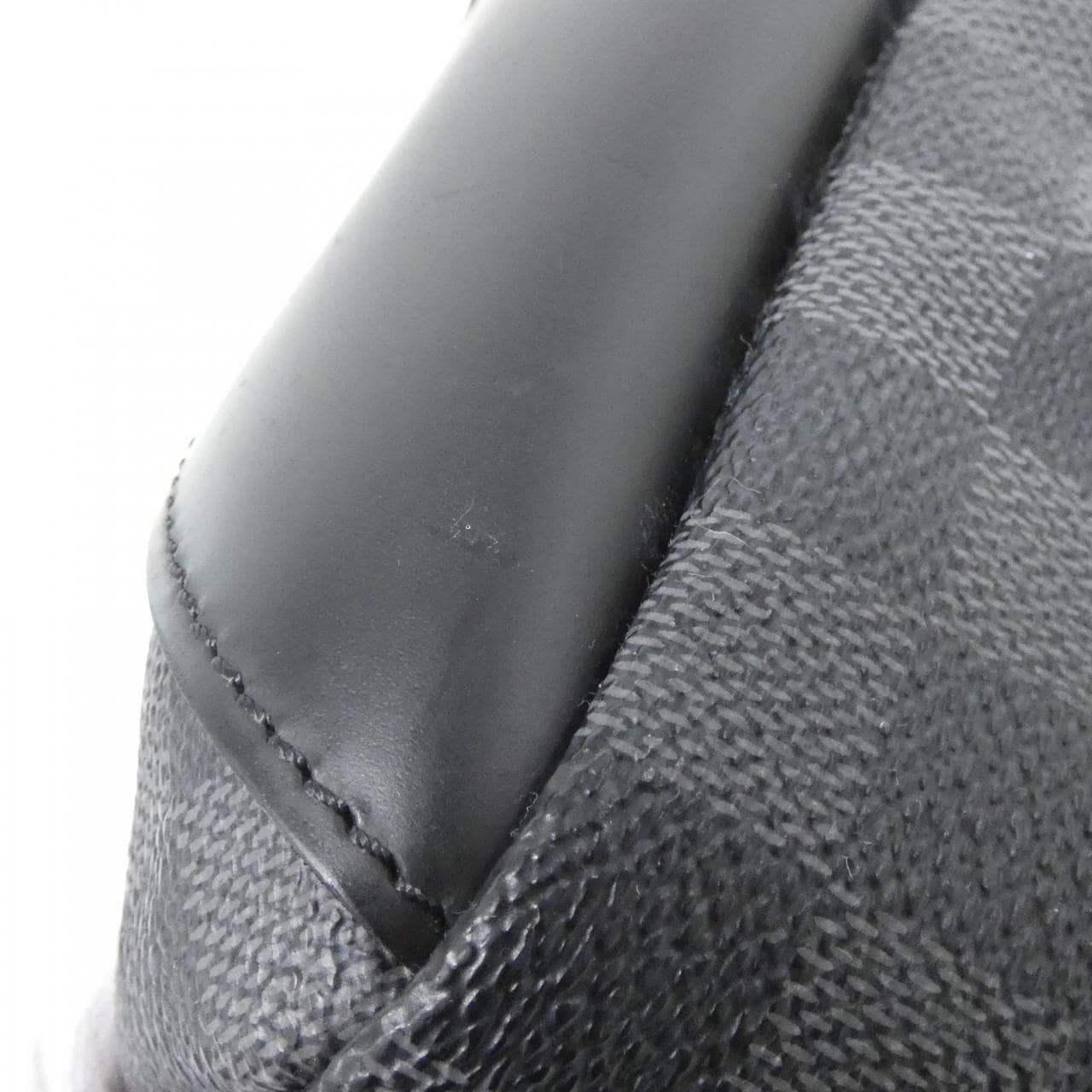 LOUIS VUITTON Damier Graphite Avenue 單肩包 N41719 肩包