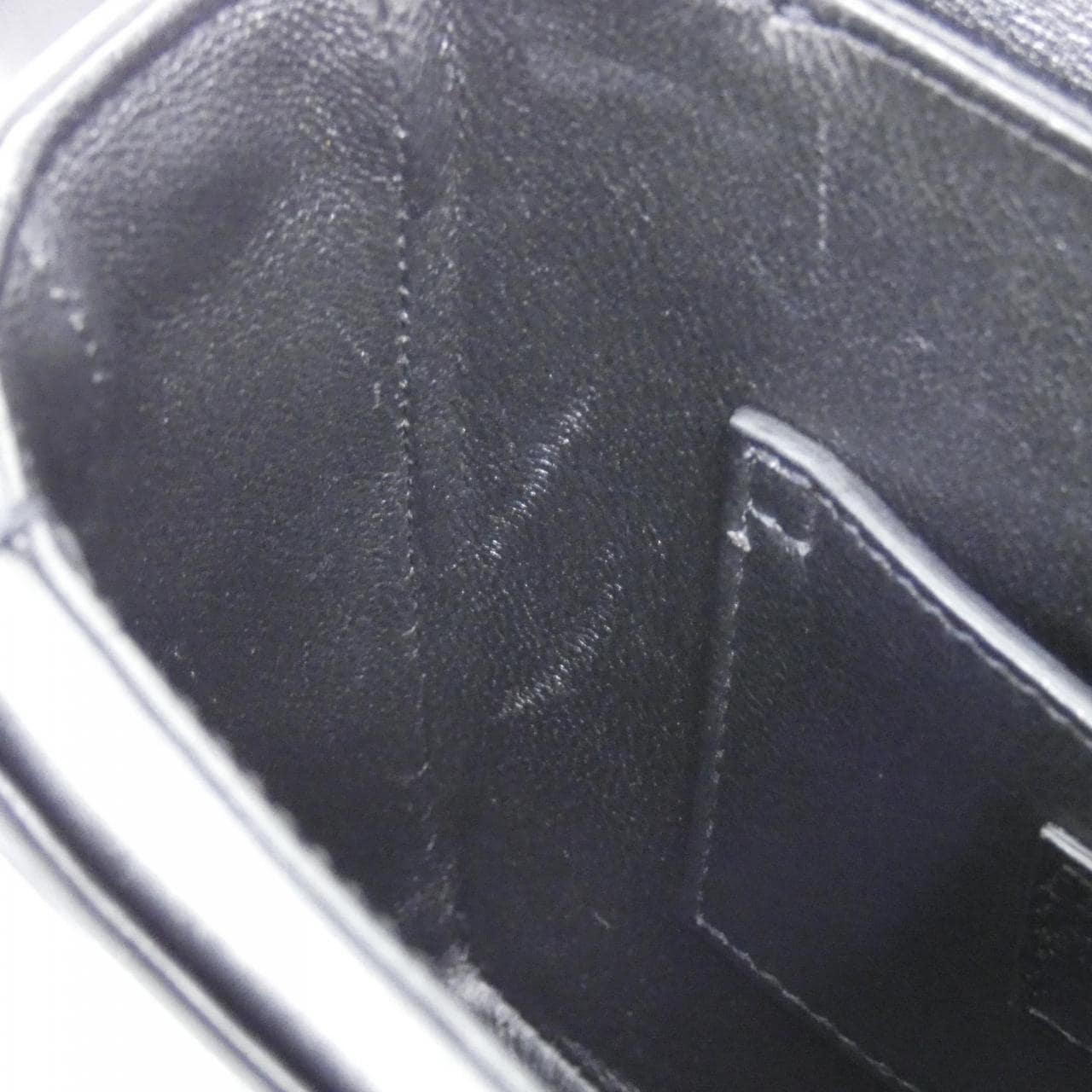 SAINT LAURENT LE 61 617102 02G0W Shoulder Bag