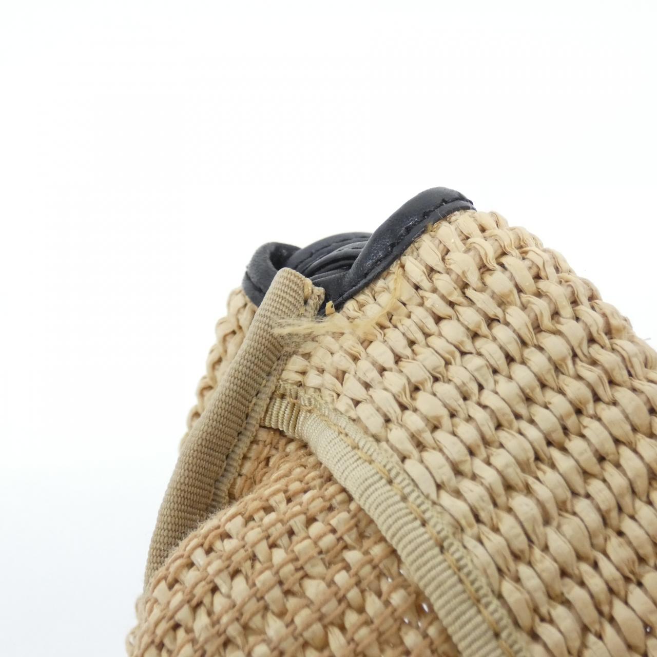 フェンディ フェンディ パック スリムクラッチ 8BT347 AAYR ショルダーバッグ
