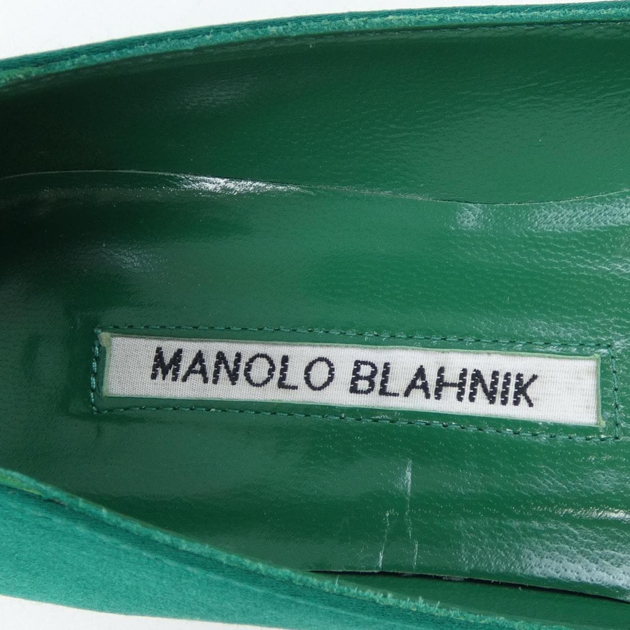 マノロブラニク MANOLO BLAHNIK フラットシューズ