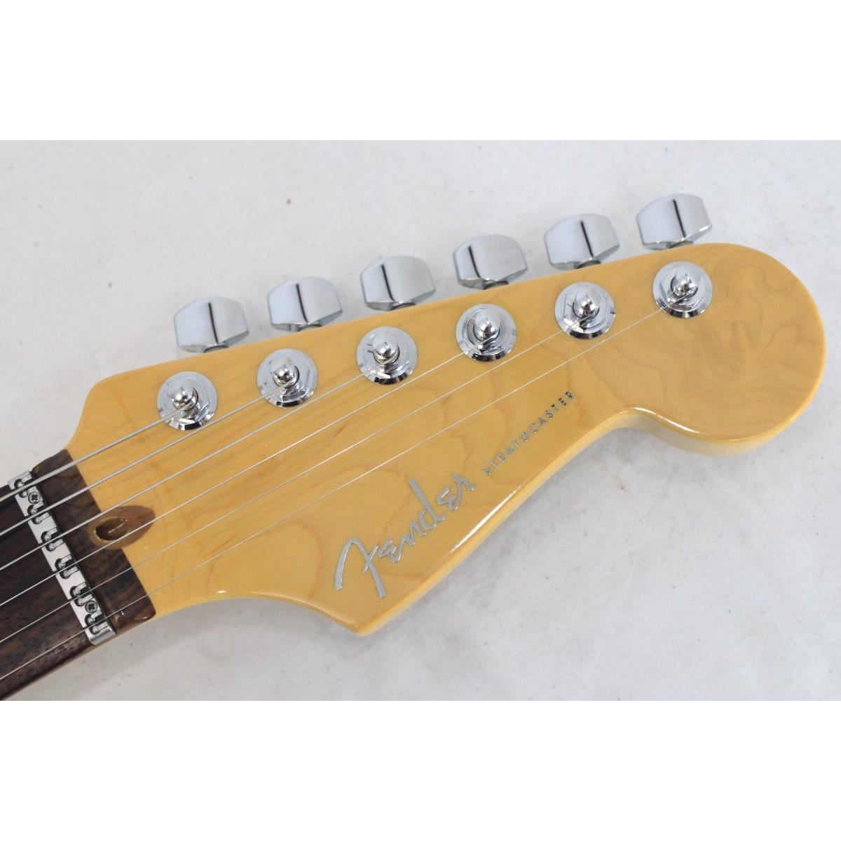 AMERICAN DELUXE FAT STRATOCASTER