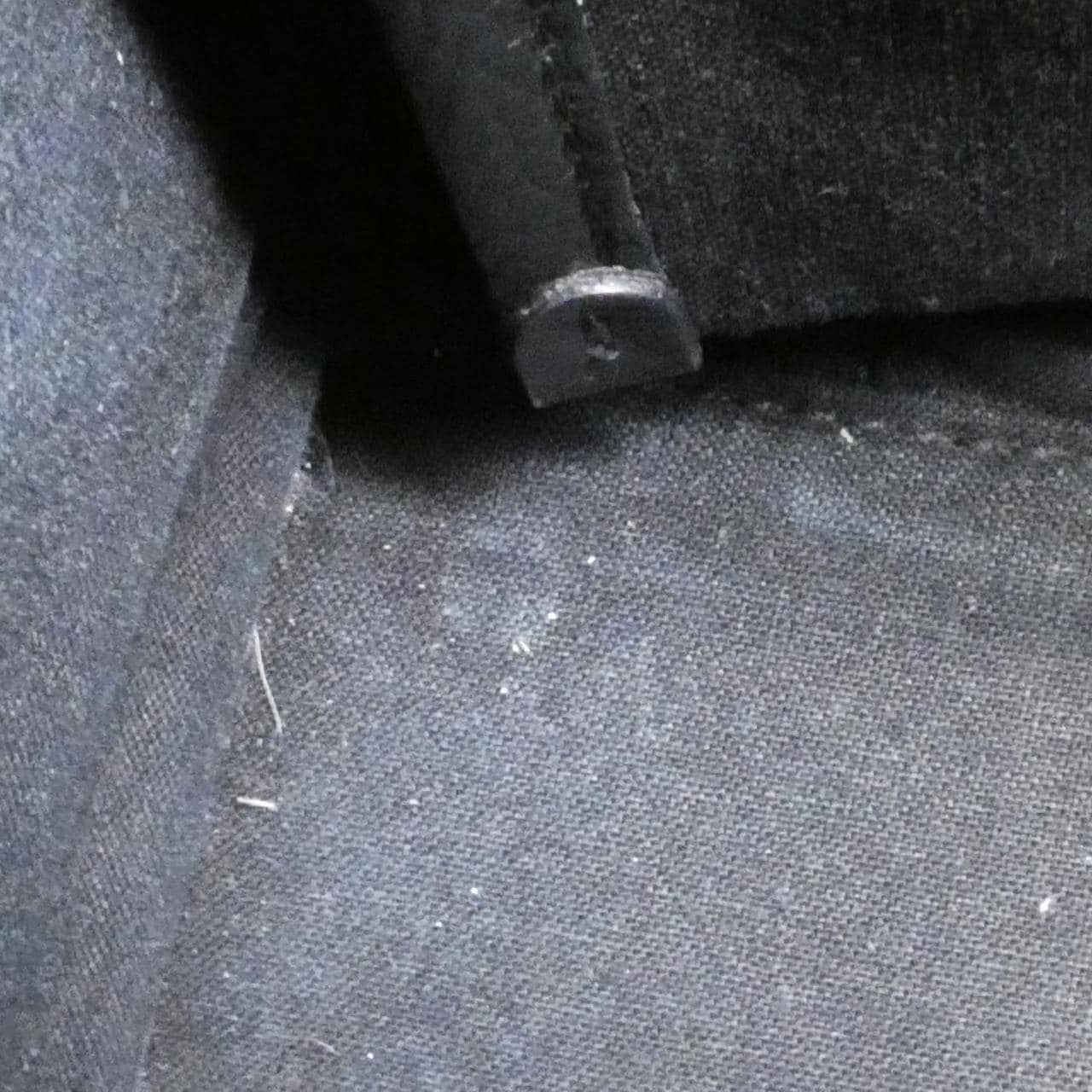 バレンシアガ ハードウェア 693662 2103A バッグ