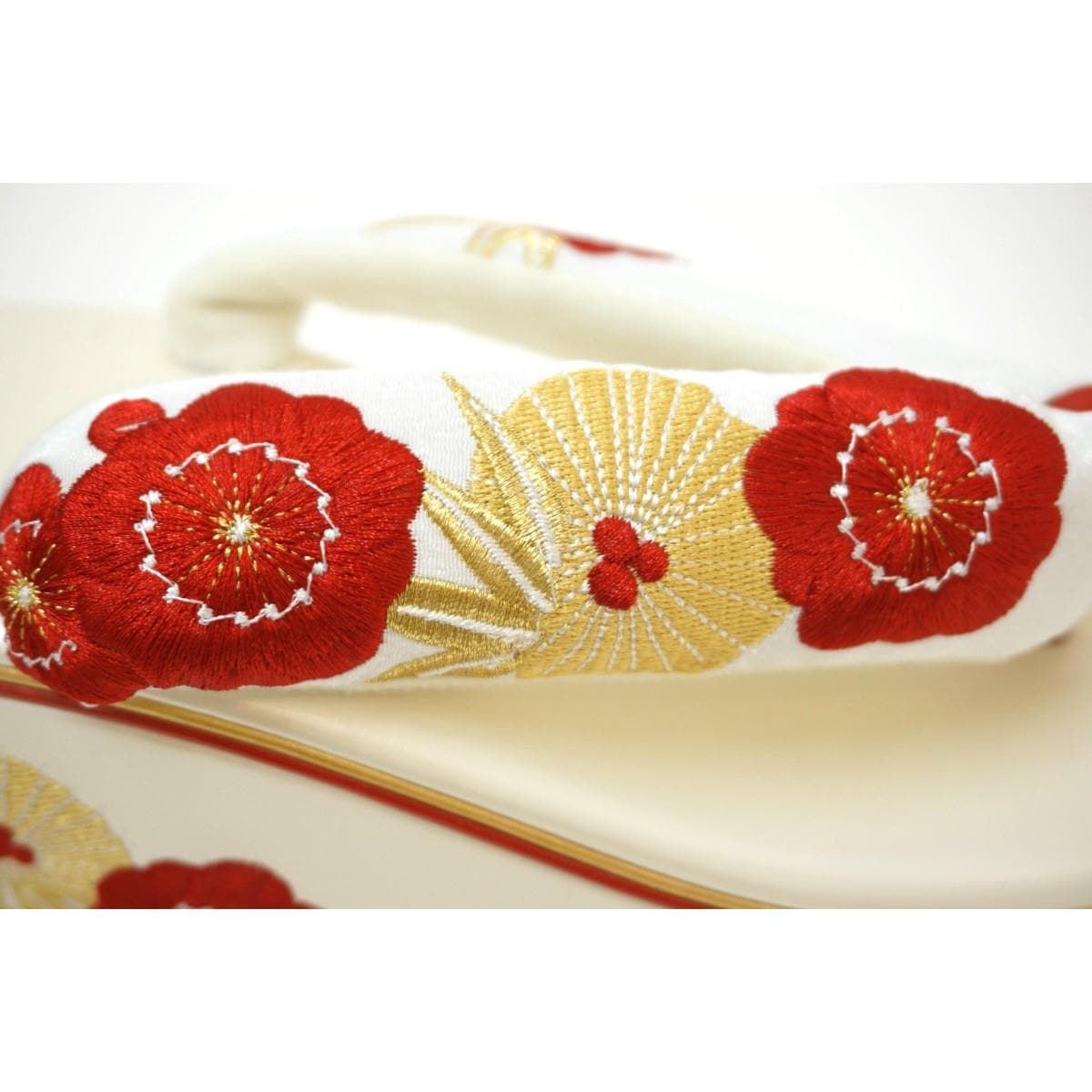 【新品】女草履　松竹梅・鶴　Ｆサイズ