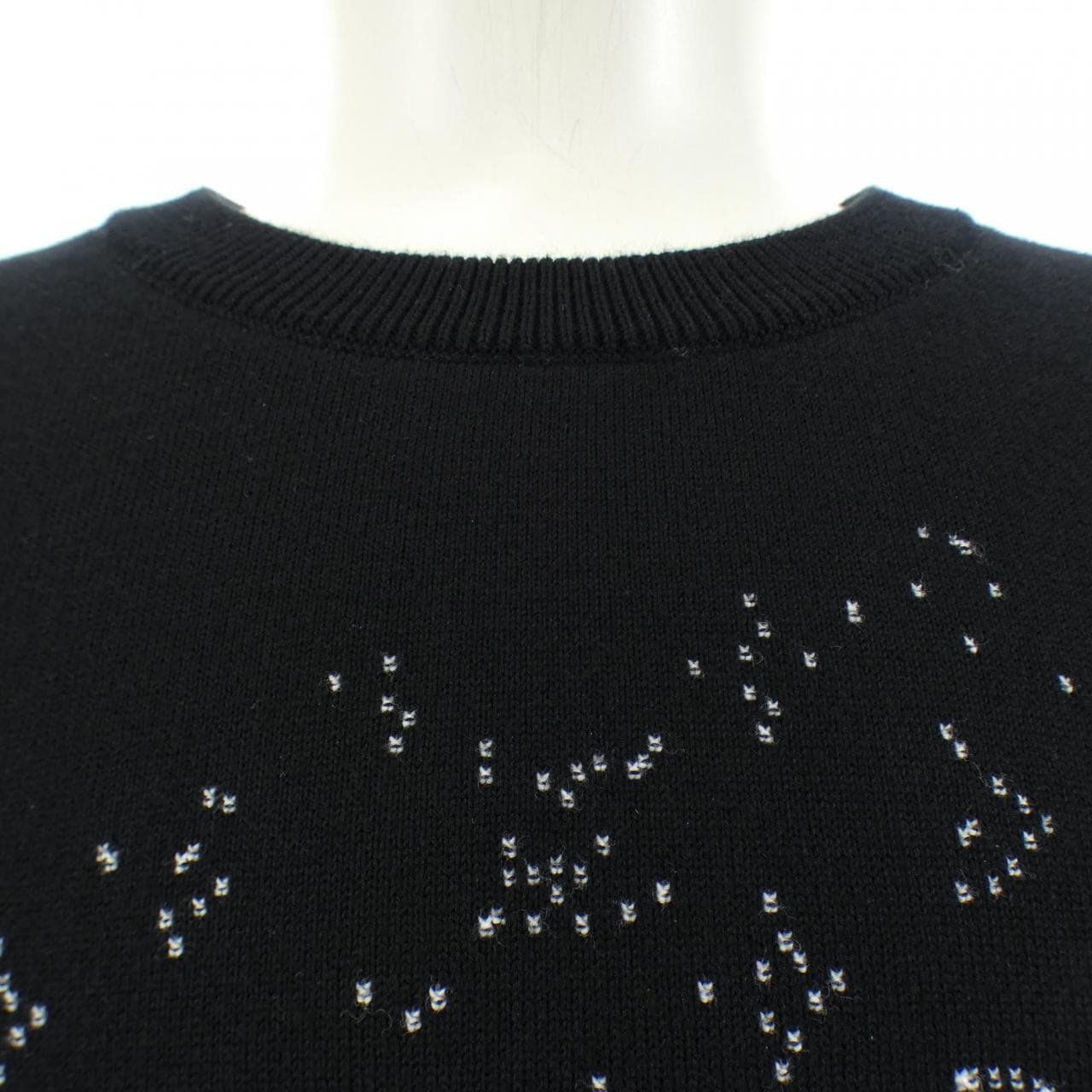 ルイヴィトン LOUIS VUITTON LVSEモノグラムデグラデクルーネック HKN44WUSO ニット