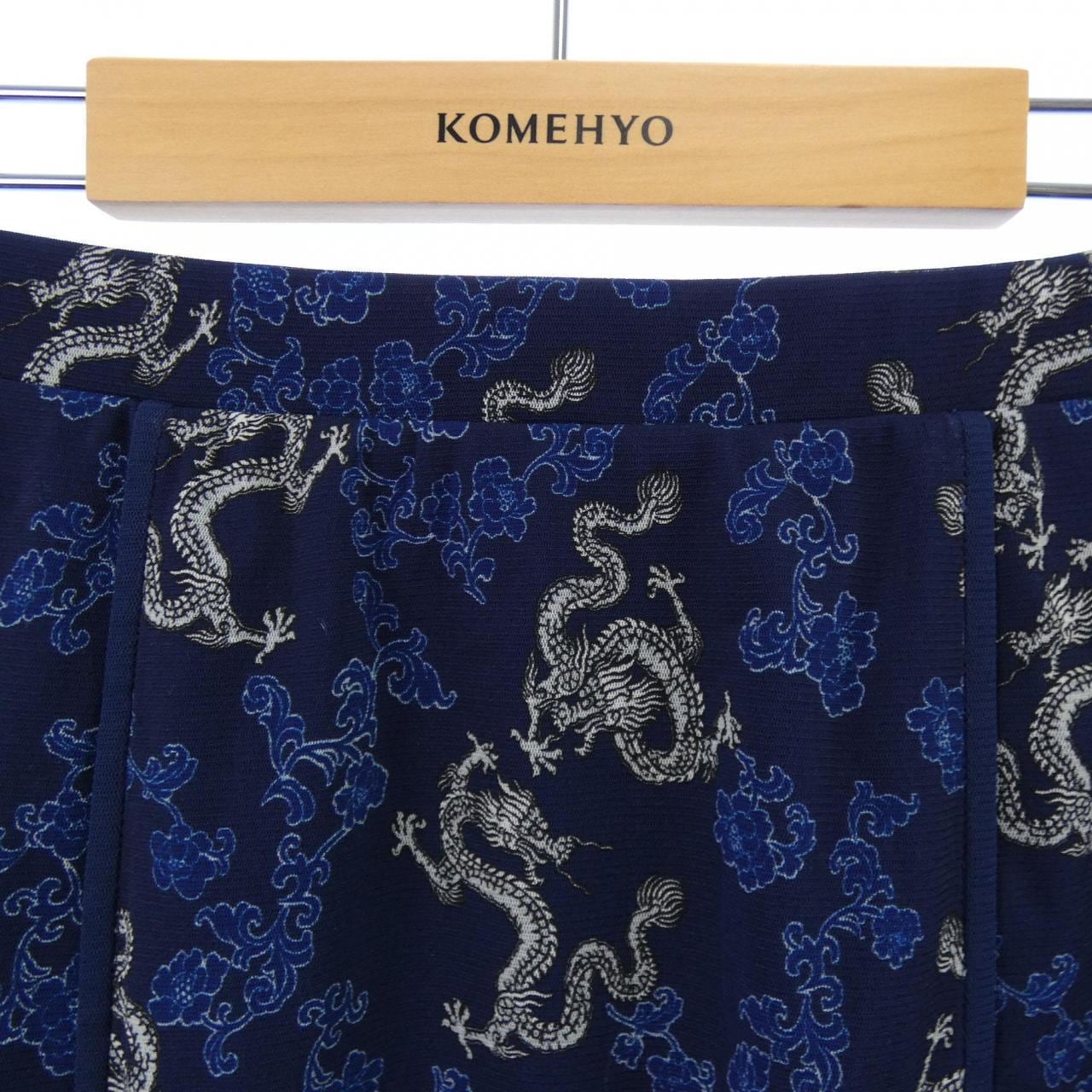 ヴィヴィアンタム VIVIENNE TAM 14175220 スカート