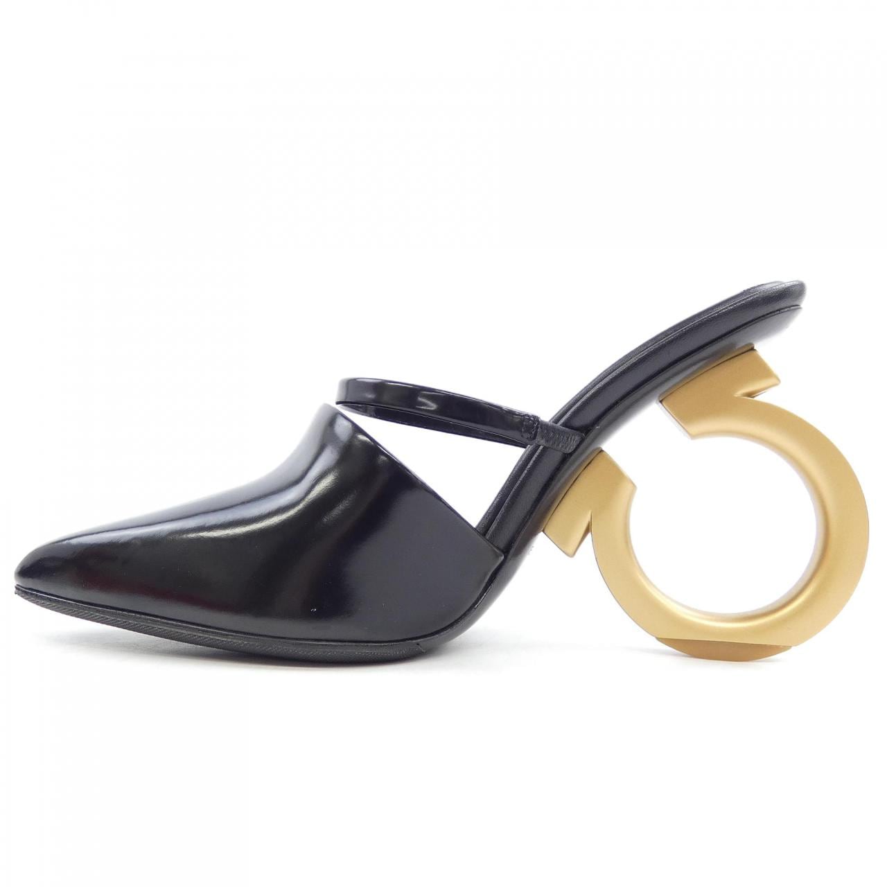 フェラガモ FERRAGAMO サンダル