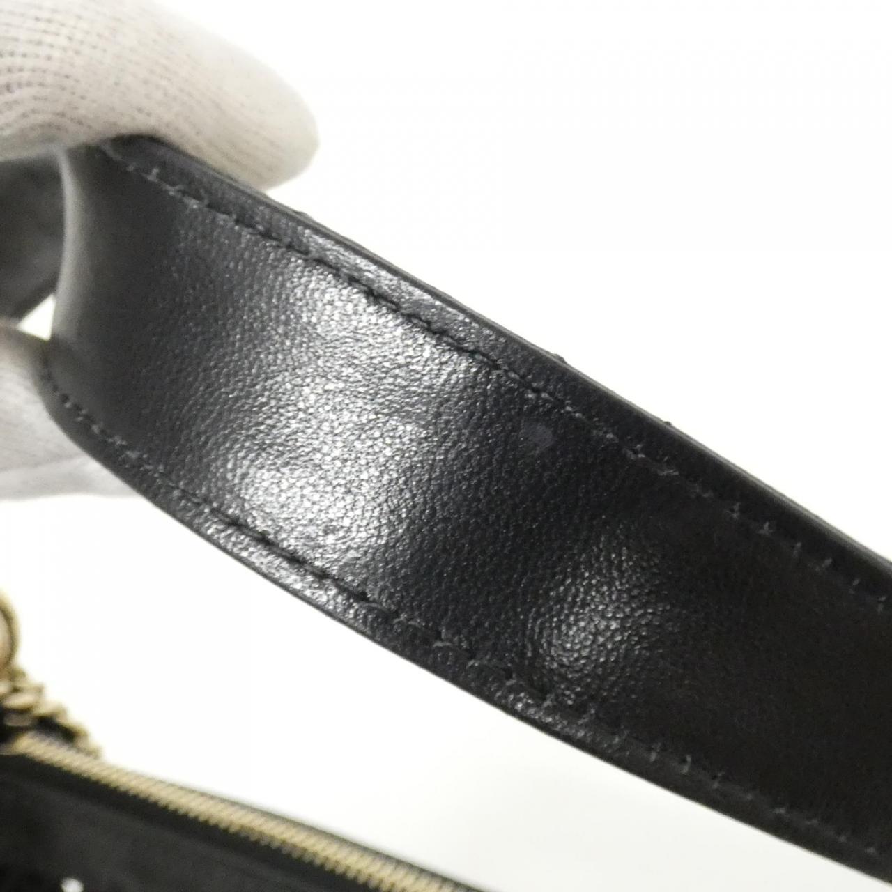 シャネル AP4573 チェーンクラッチ