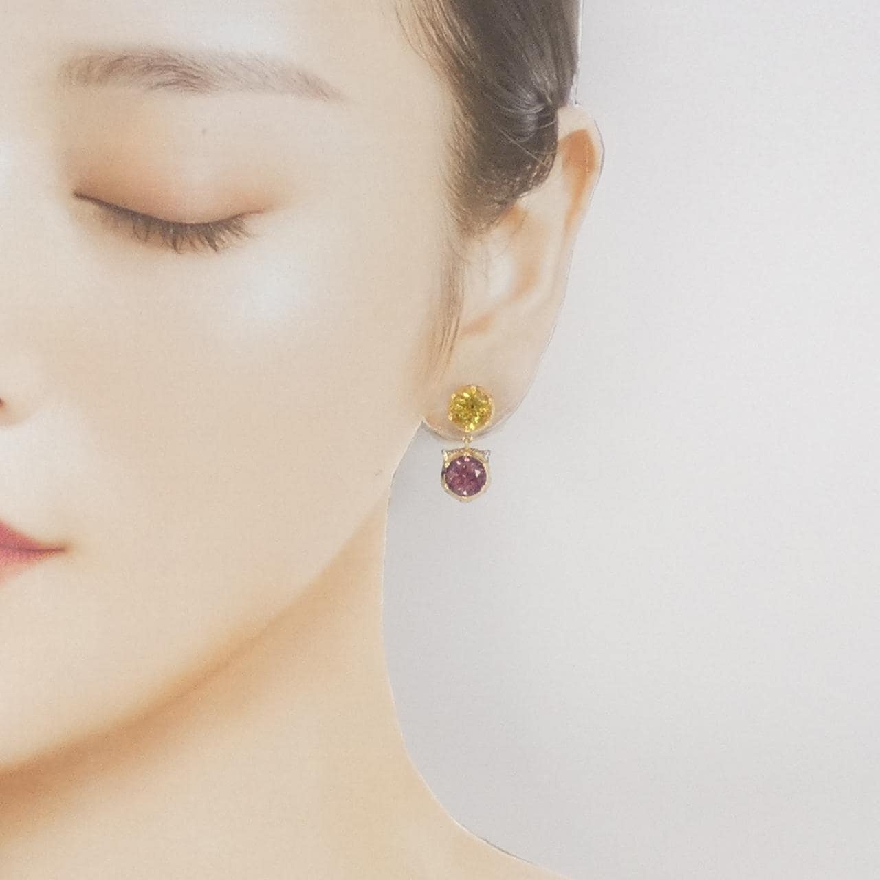 グッチ カラーストーン ピアス