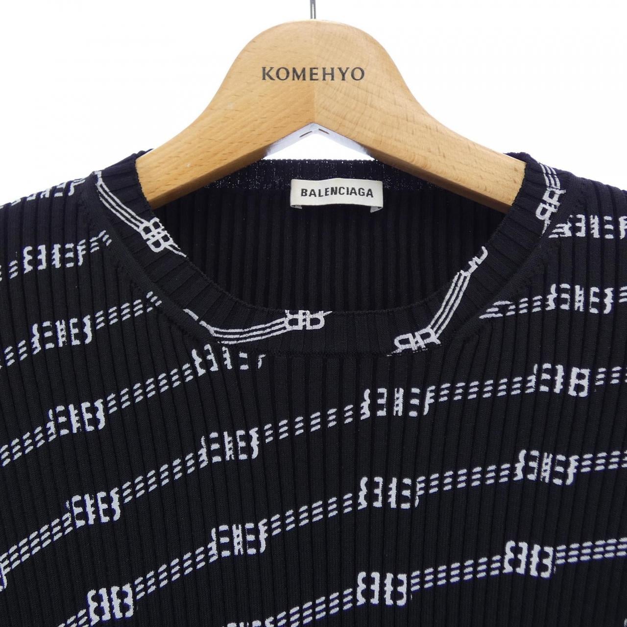 バレンシアガ BALENCIAGA 621004 T6161 トップス
