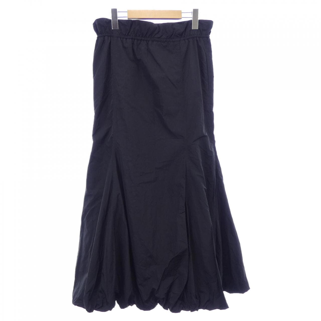 エッセンシャルズ ESSENTIALS スカート