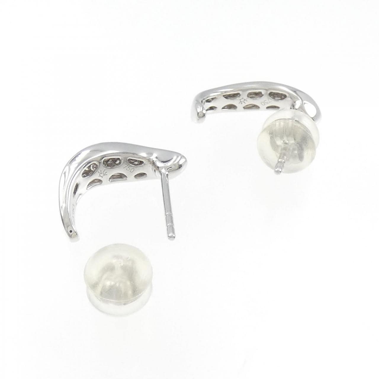 750WG Diamond earrings 0.18CT