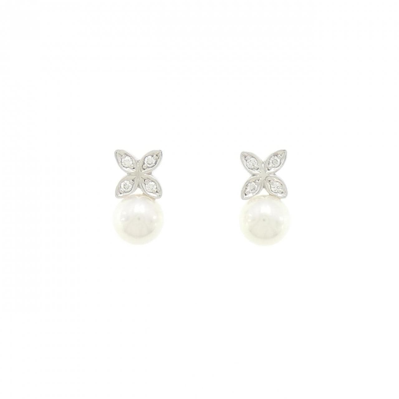 MIKIMOTO Akoya pearl earrings 5.6mm