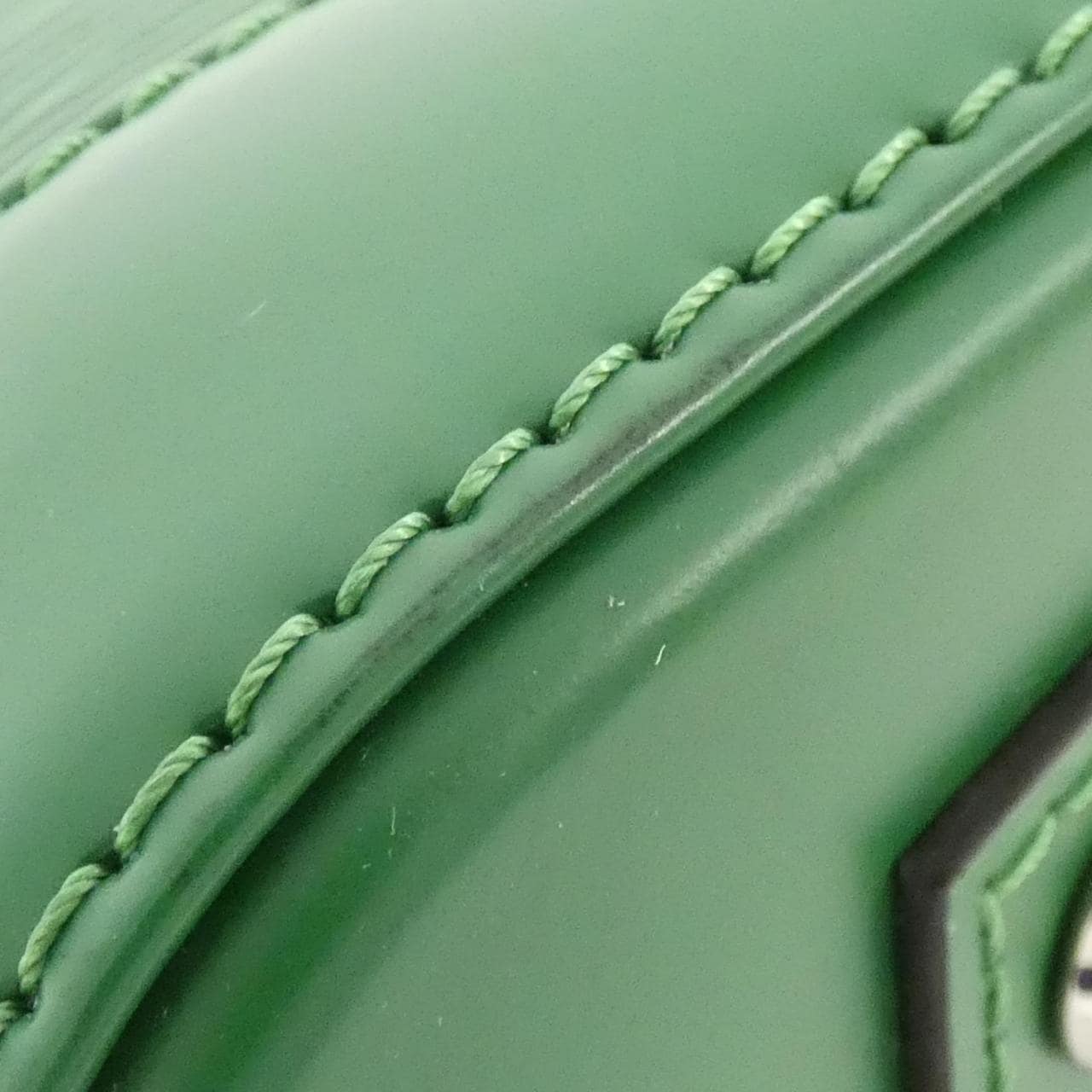 ルイヴィトン エピ アルマBB M12373 バッグ