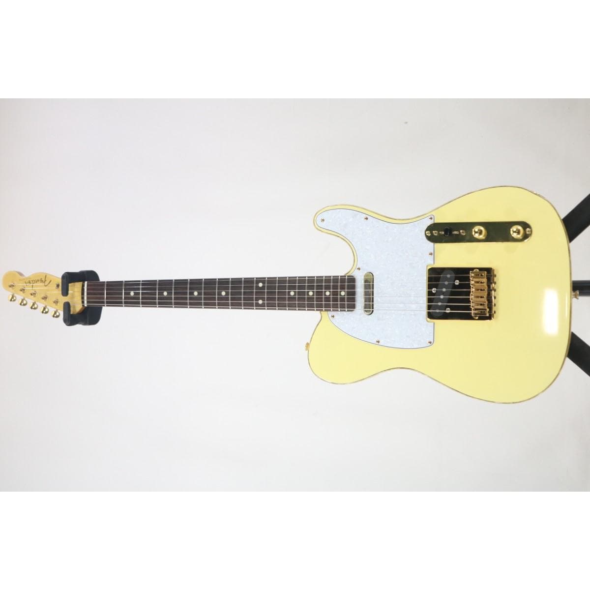 ＦＥＮＤＥＲ　ＪＡＰＡＮ　　ＴＬＧ－９４Ｐ