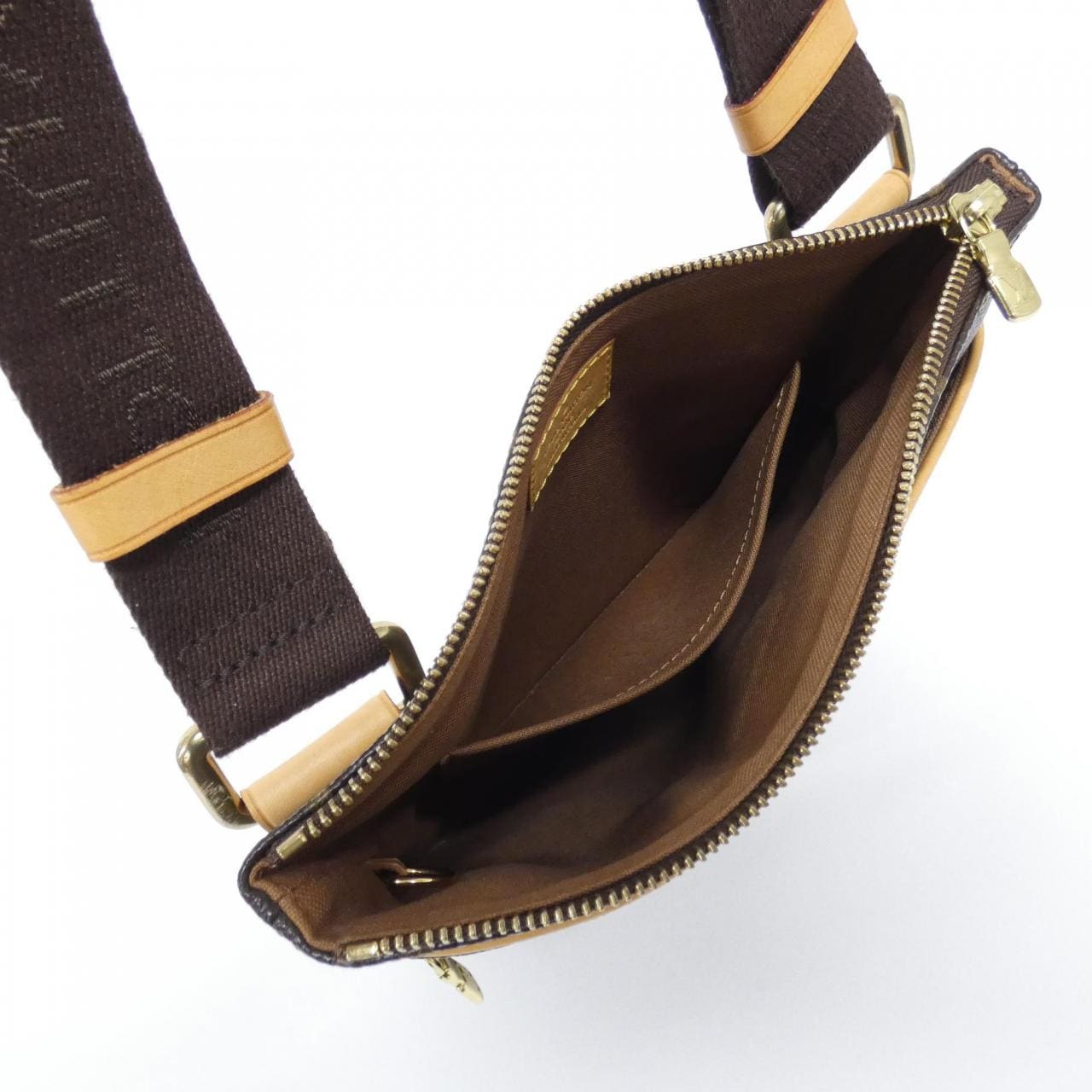 LOUIS VUITTON Monogram Pochette Valmy M40524 单肩包