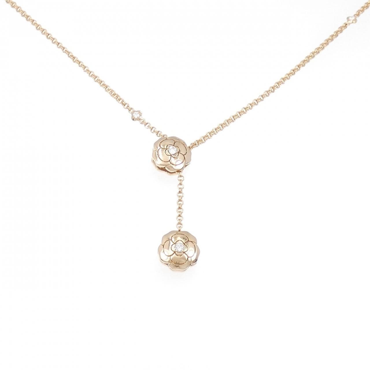 CHANEL camellia necklace
