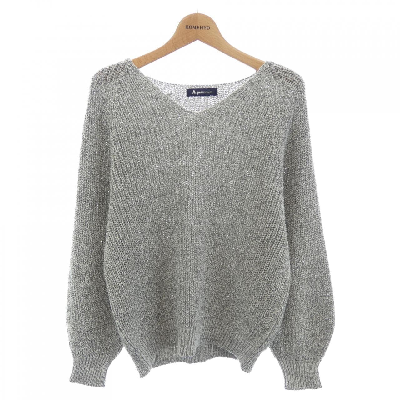 アクアスキュータム Aquascutum ニット