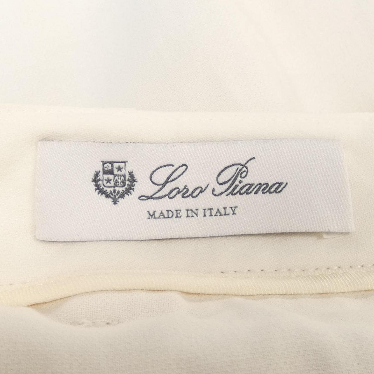 ロロピアーナ Loro Piana ショートパンツ