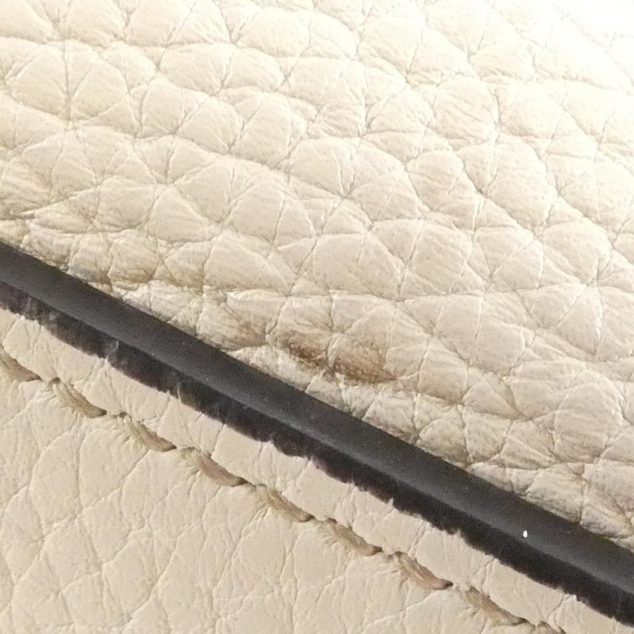 グッチ 408825 A7M0G ショルダーバッグ