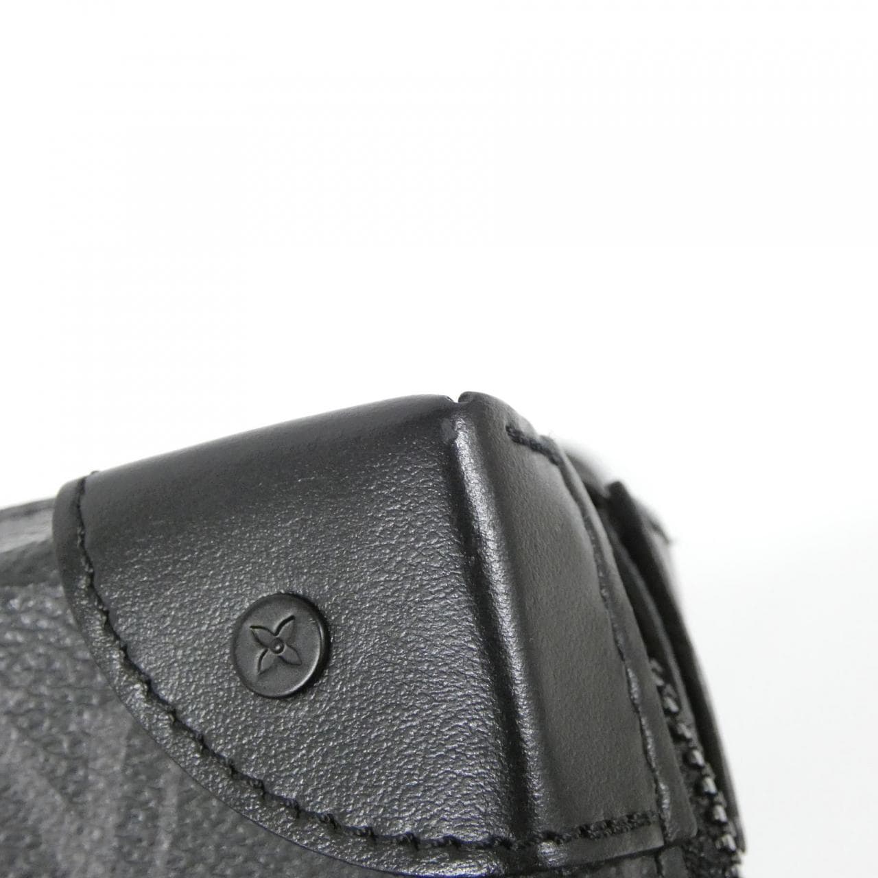 ルイヴィトン モノグラム エクリプス ソフトトランク ウォレット M69838 ショルダーバッグ