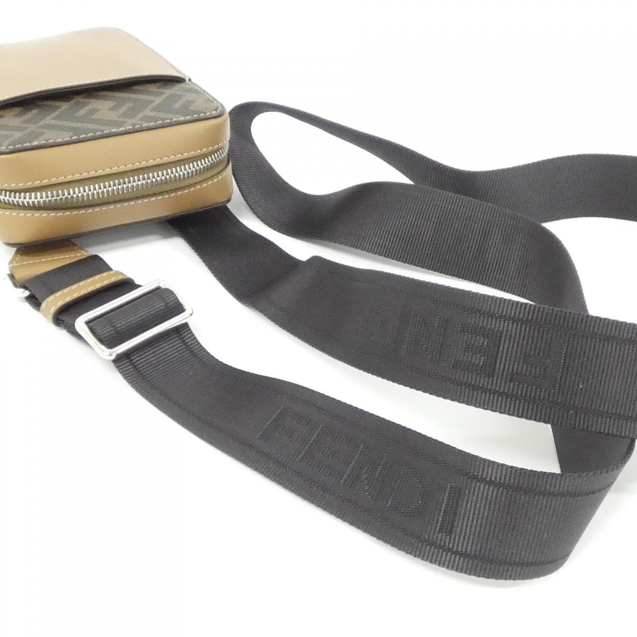 フェンディ 7AS239 AFF2 ショルダーバッグ