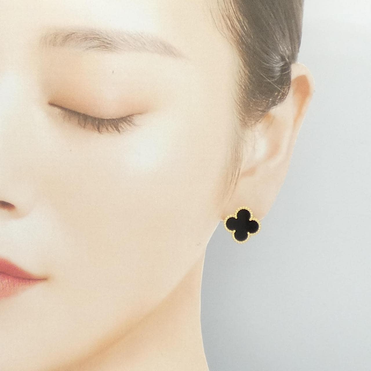 ヴァンクリーフ&アーペル ヴィンテージアルハンブラ ピアス