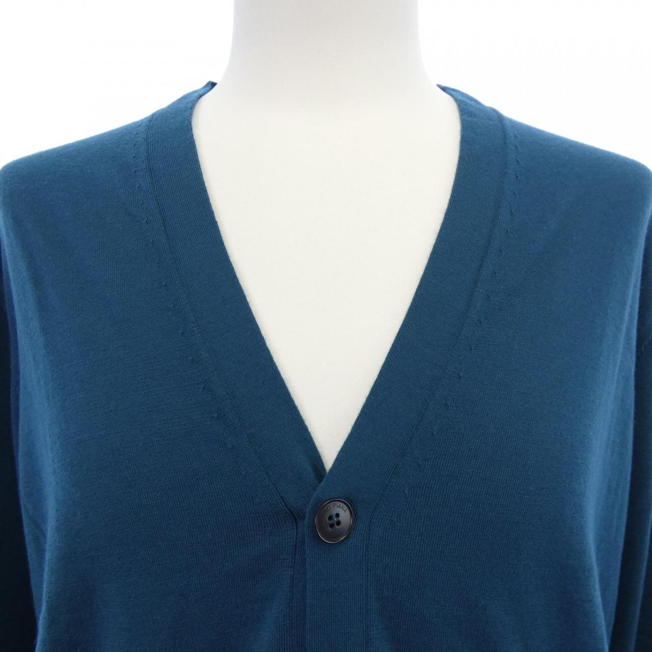 Loro Loro Piana THE GIFT OF KINGS FAM4424 开襟羊毛衫