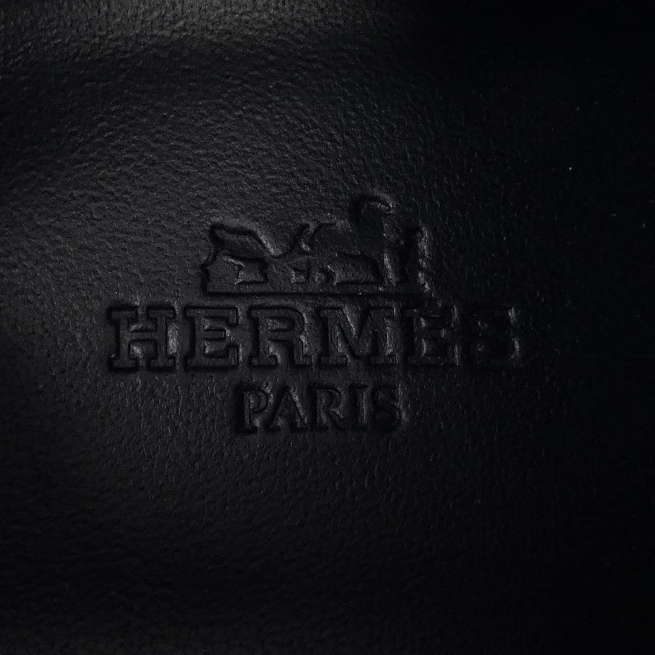 エルメス HERMES ヒーローズH 232103Z スニーカー