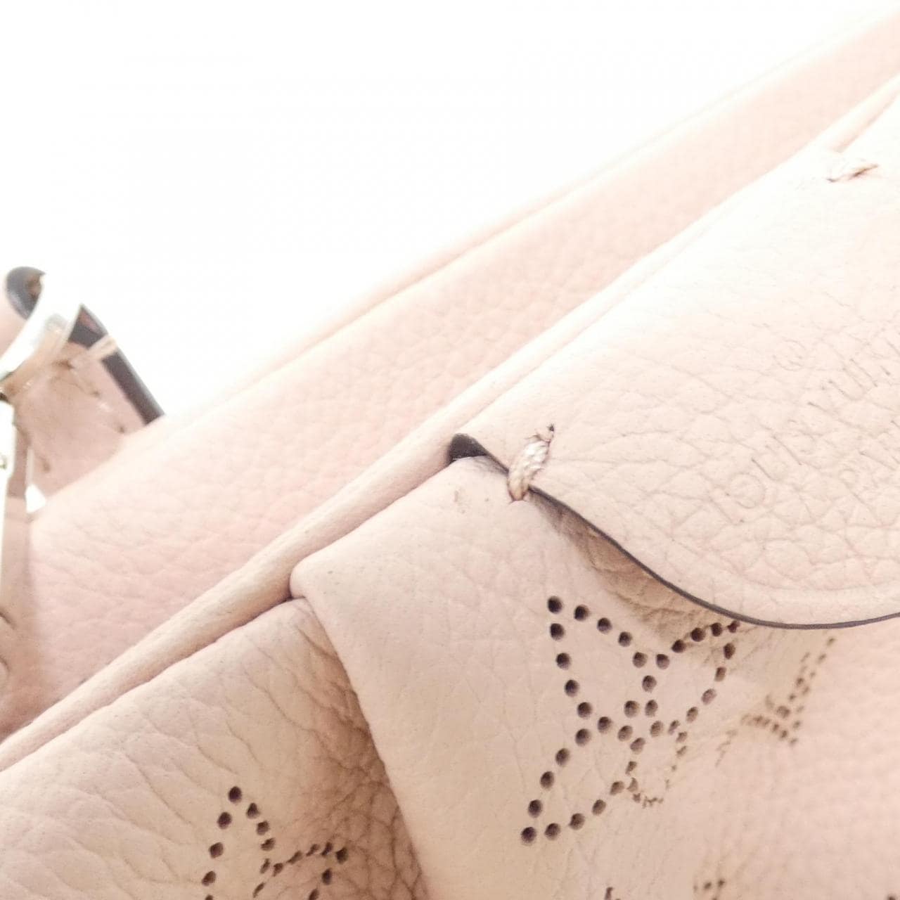 ルイヴィトン マヒナ スカラ ミニ M80092 ショルダーバッグ