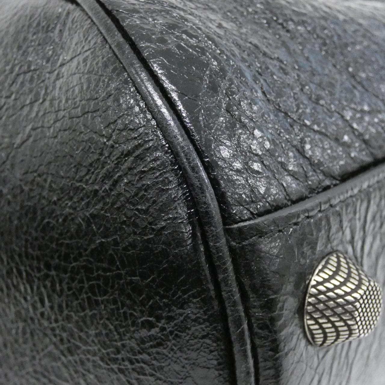 バレンシアガ ル カゴール 771716 210KR ショルダーバッグ