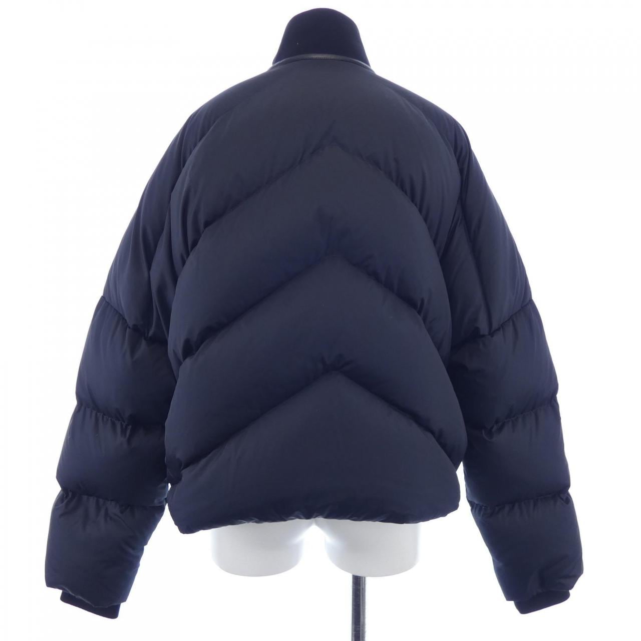 HERMES羽絨服