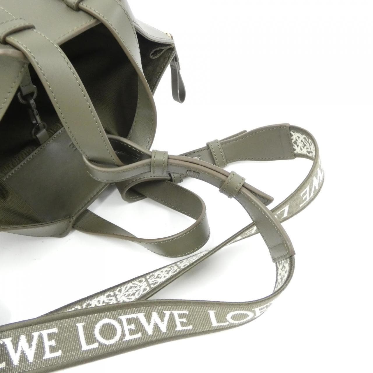 [新品] Loewe Hammock短款A538H13X07 单肩包