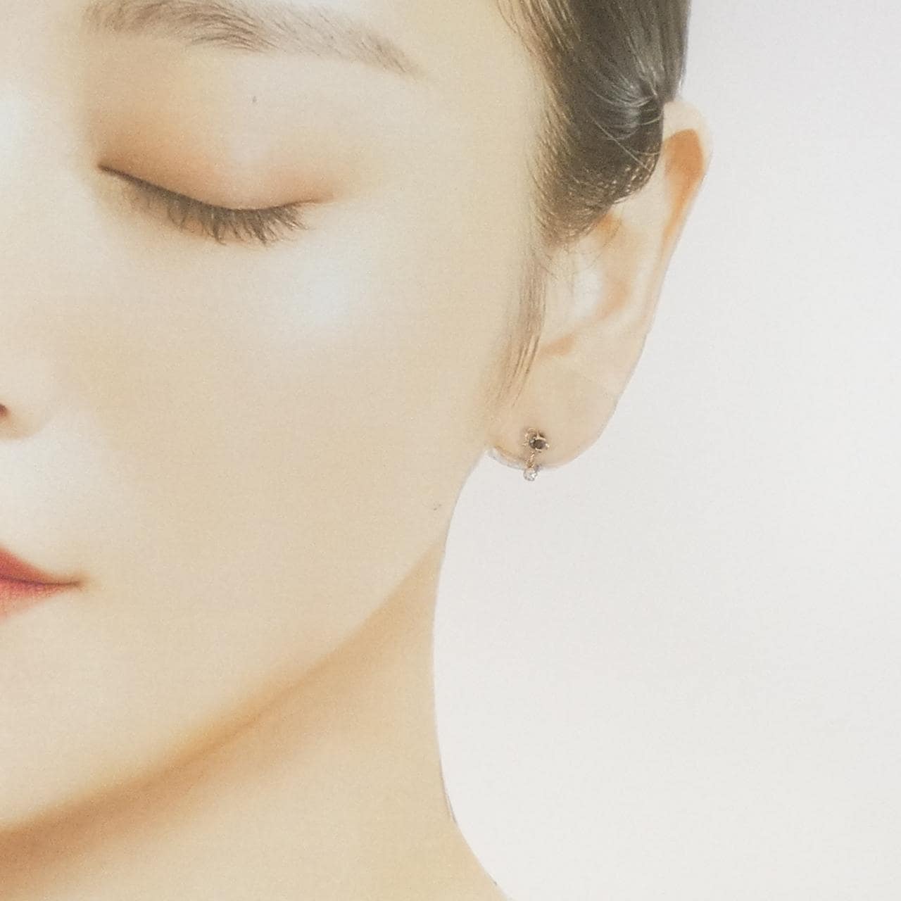 K10PG キュービック ピアス