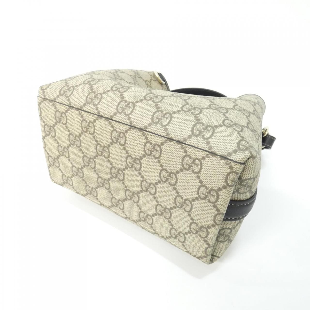 グッチ GG EMBLEM 815118 FAD6L バッグ