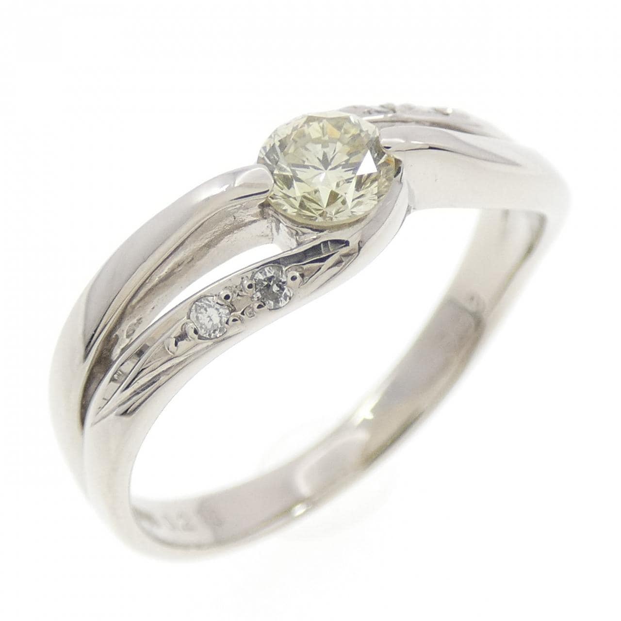 PT900 ダイヤモンド リング 0.218CT