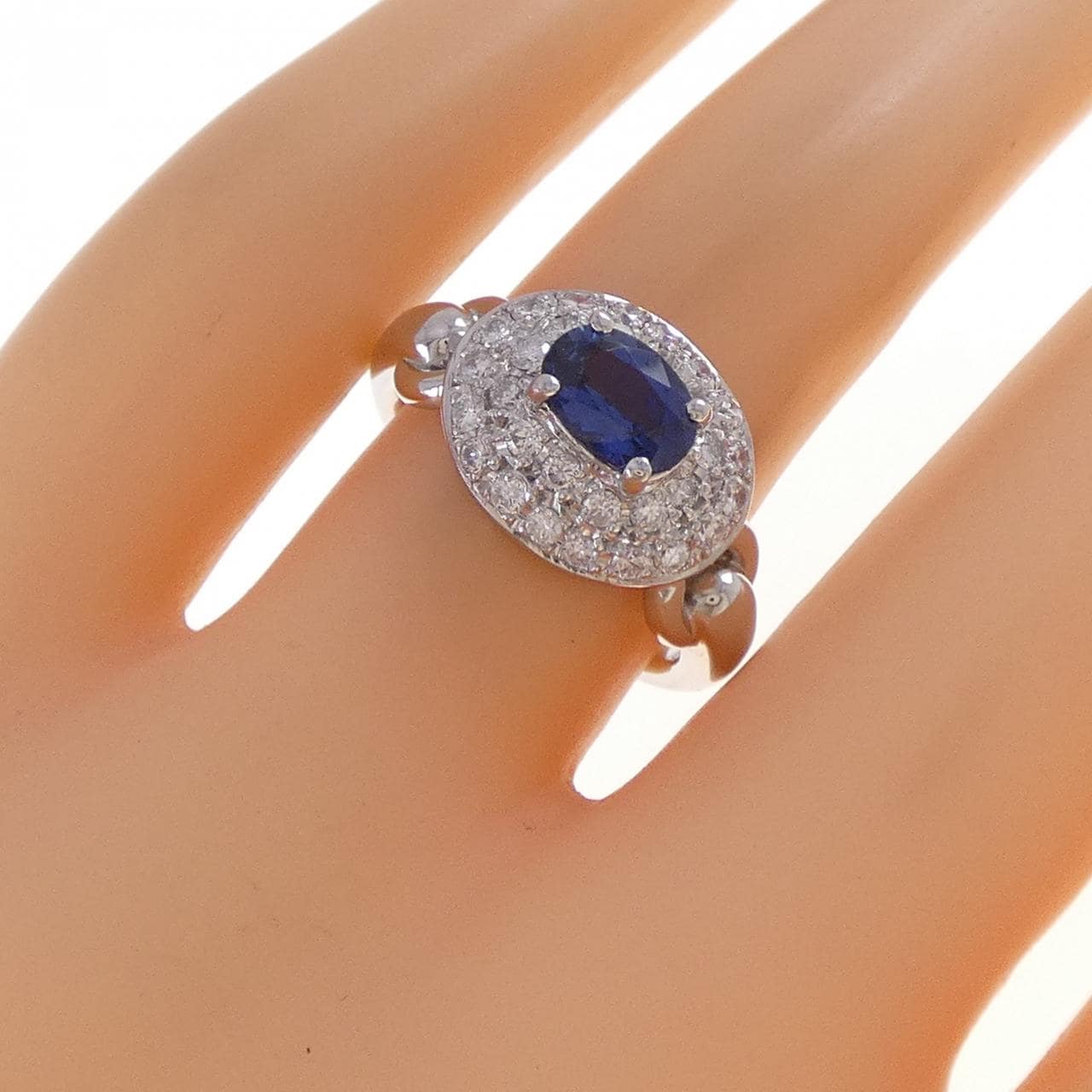 PT900 サファイヤ リング 0.88CT