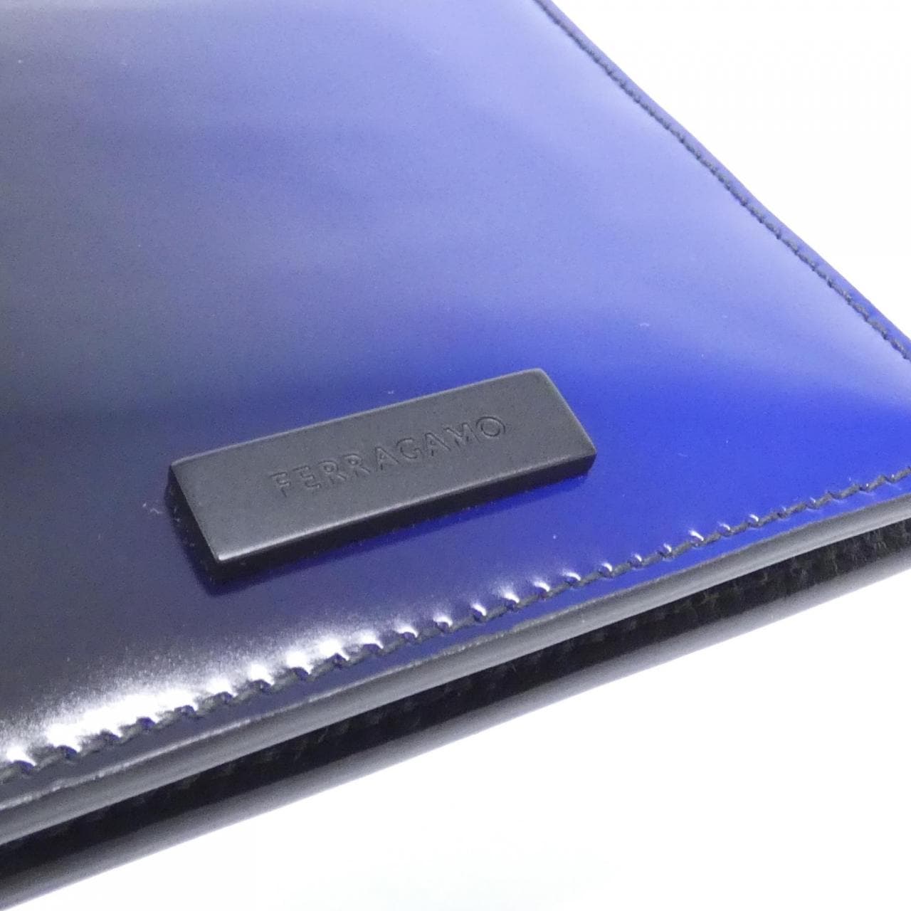 【新品】サルヴァトーレフェラガモ 66 1202 札入れ