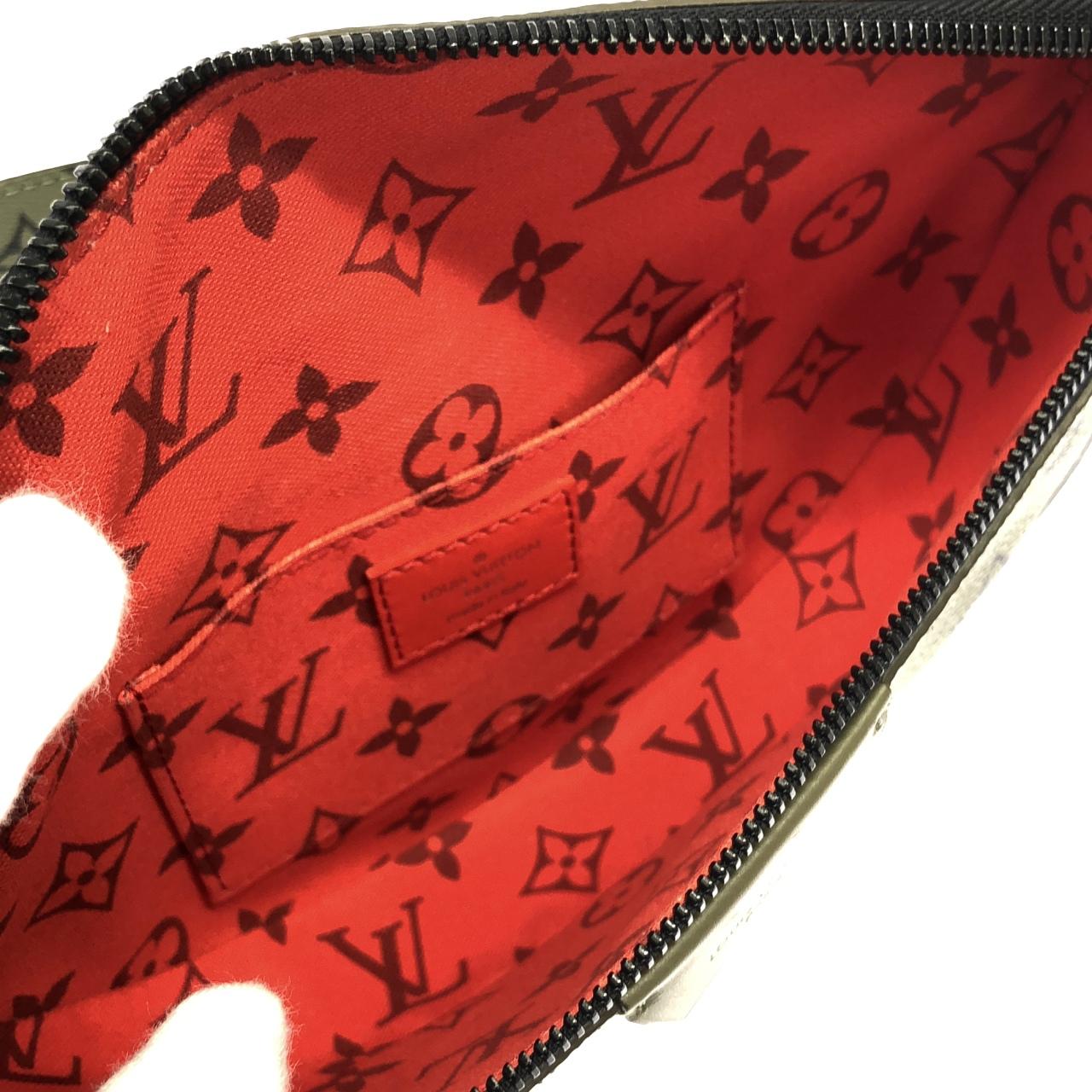 ルイヴィトン モノグラム トーン LVムーン クロスボディ M23838 ショルダーバッグ