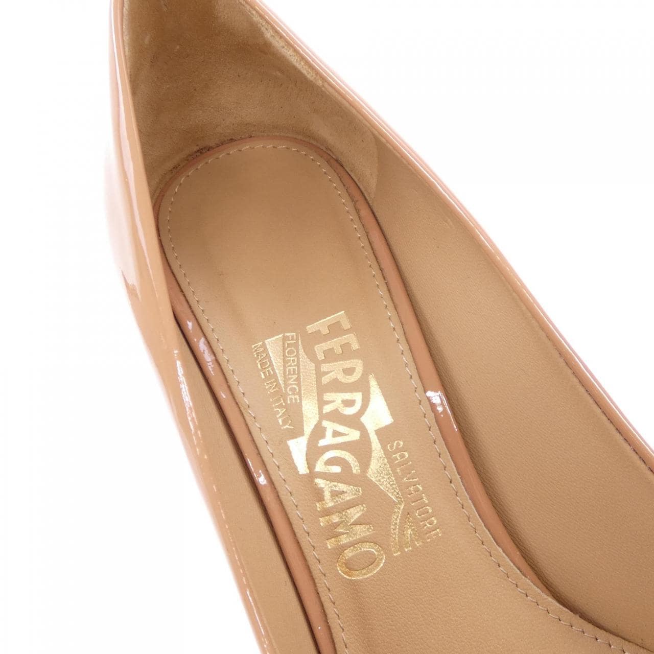 サルヴァトーレフェラガモ SALVATORE FERRAGAMO パンプス