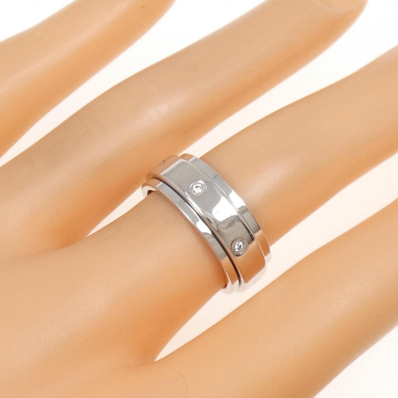 Piaget Possession Ring