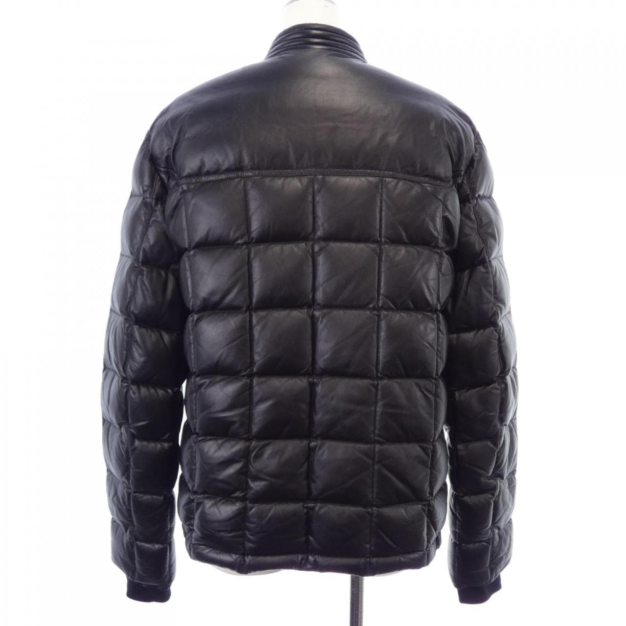 モンクレール MONCLER CHARENTE ダウンジャケット