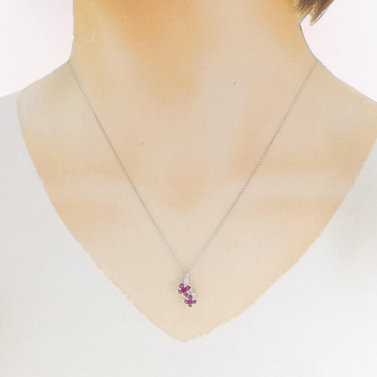 K18WG フラワー ルビー ネックレス 0.41CT