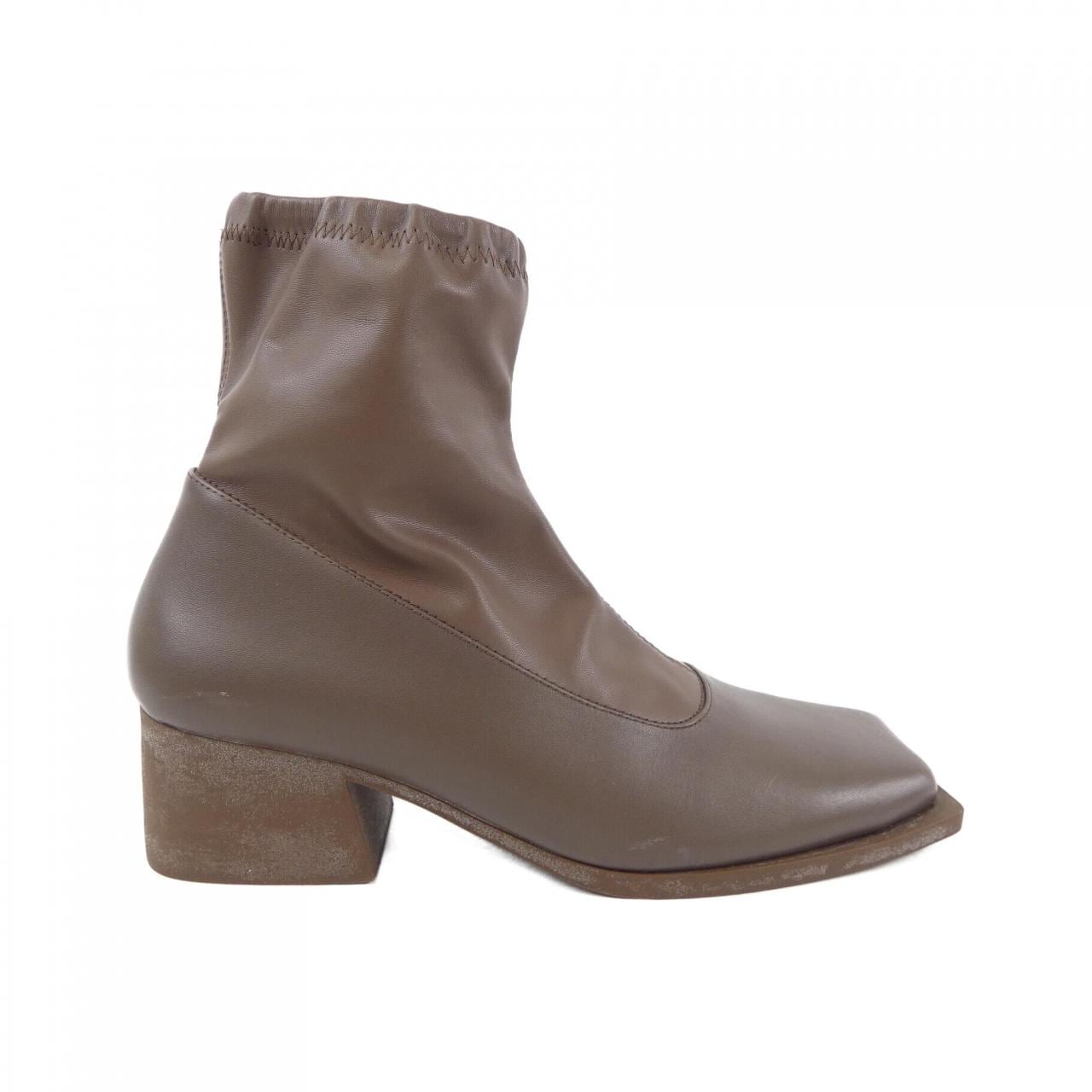 Issey miyake boots online