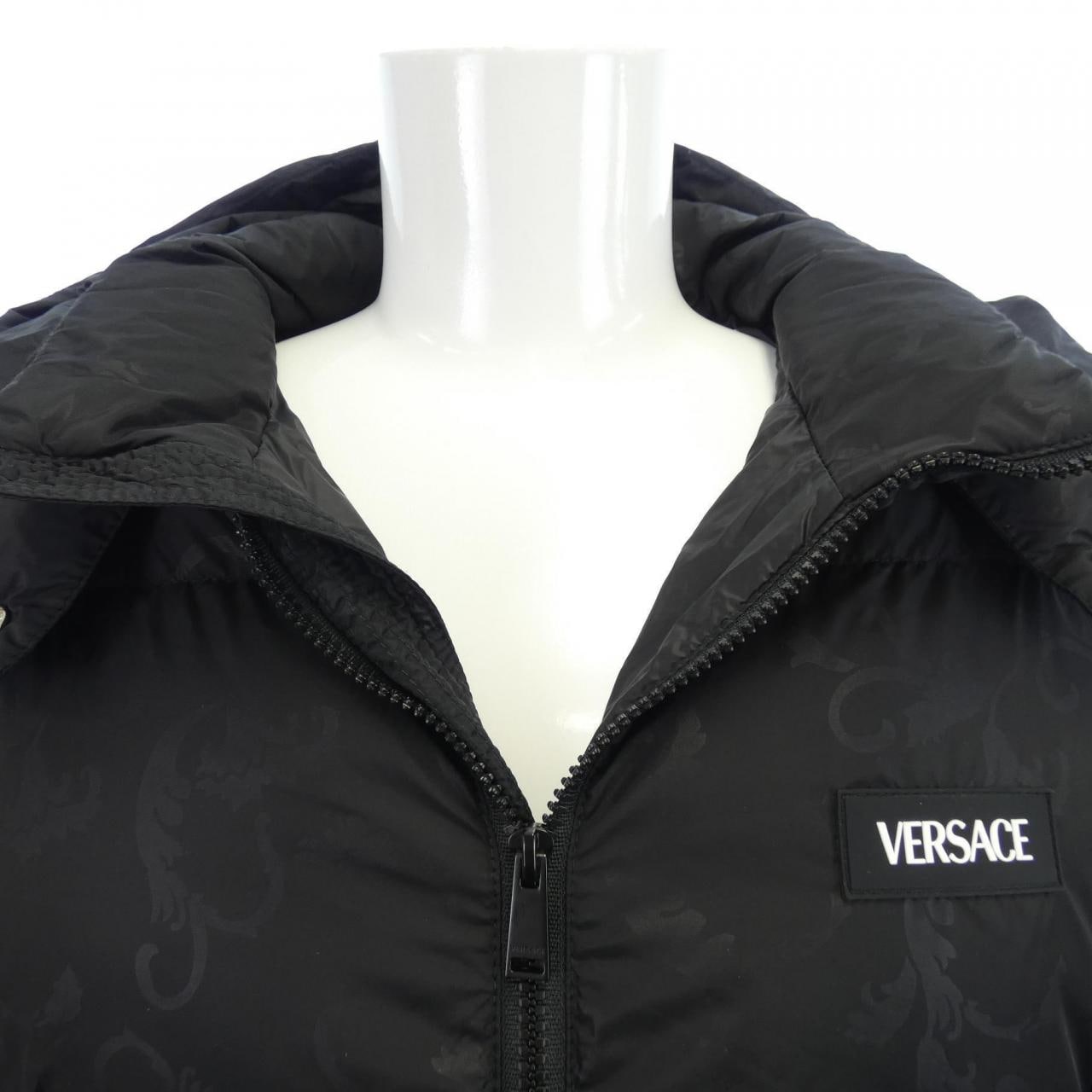 ヴェルサーチェ VERSACE ダウンジャケット