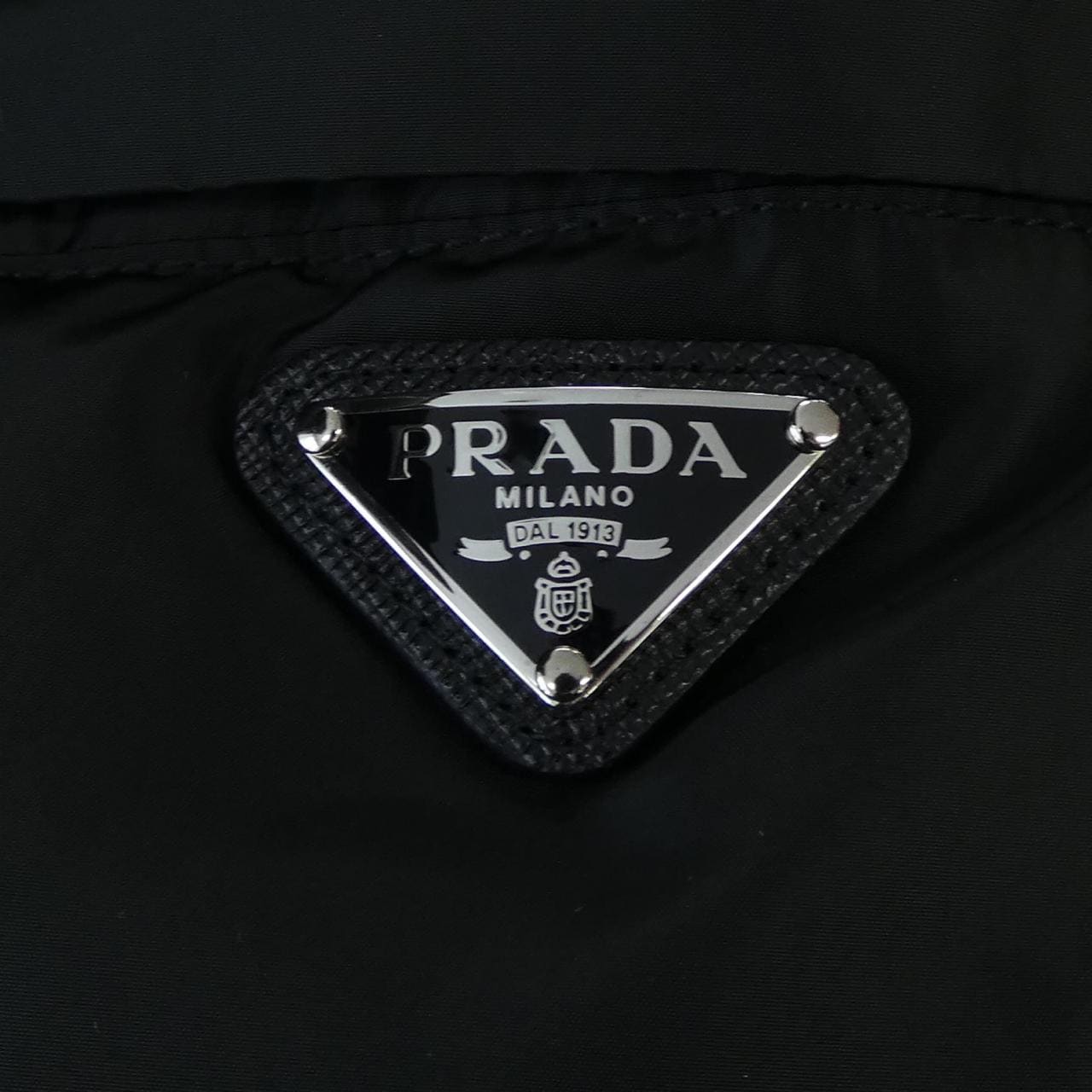 プラダ PRADA トライアングルロゴ 290364 R212 1060 ダウンコート