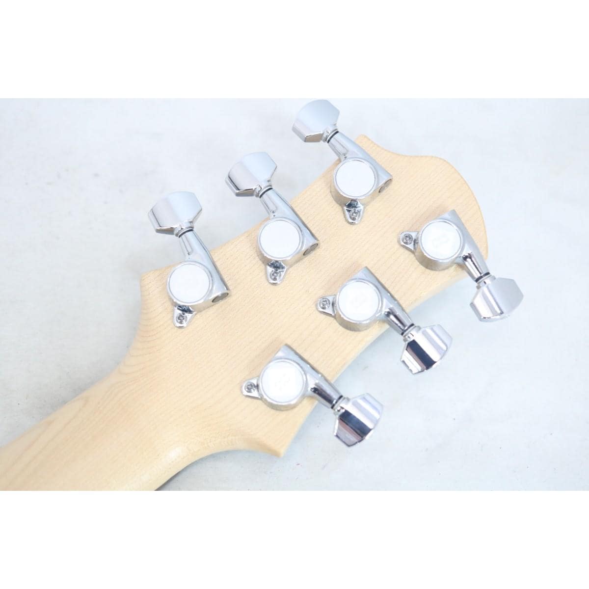 Ｒｅｌｉｓｈ　Ｇｕｉｔａｒｓ　ＭＡＲＹ　Ａ　ＯＮＥ