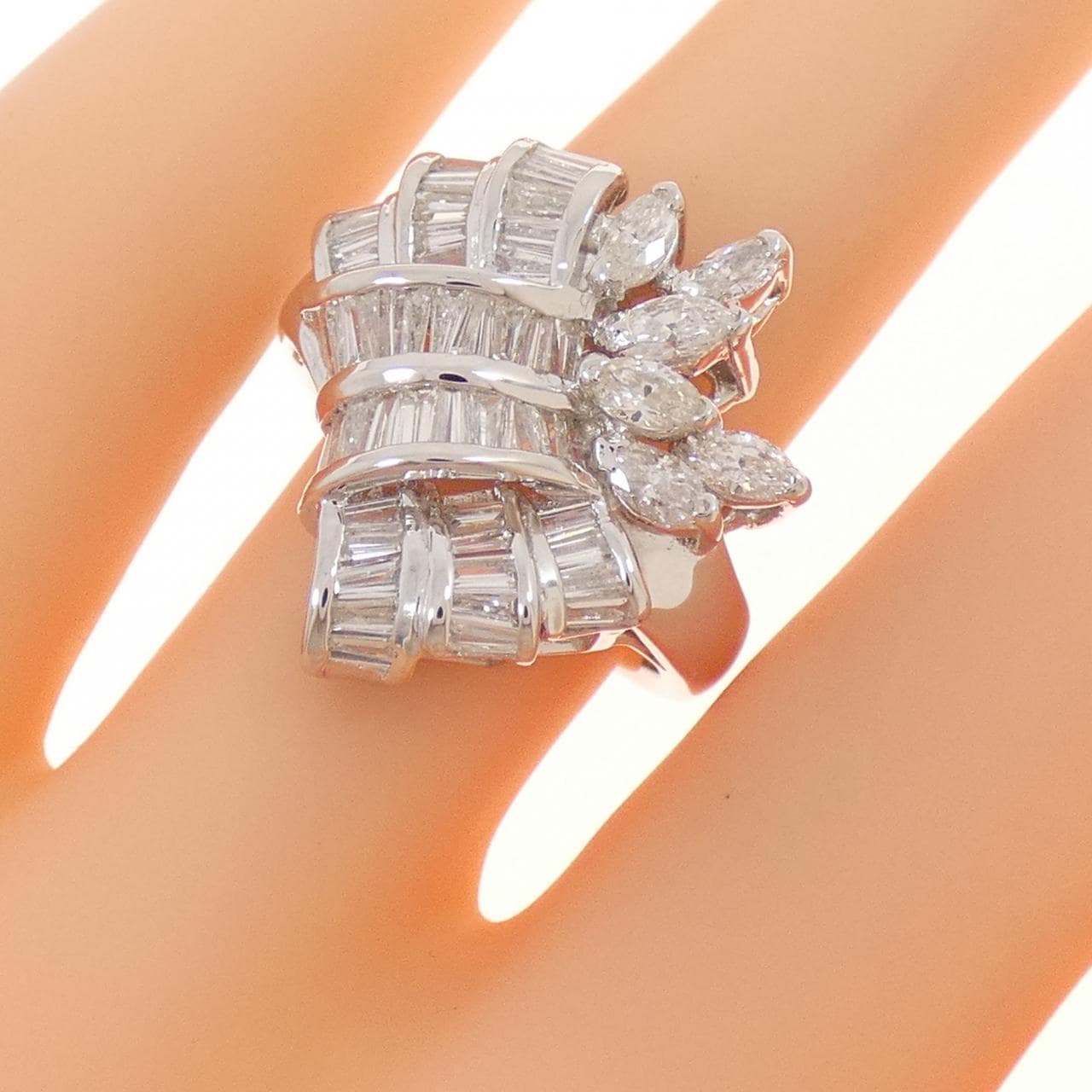 K18WG ダイヤモンド リング 1.60CT